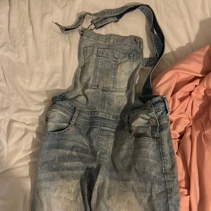 Overalls light washed very cute